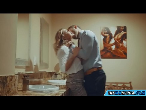 ❤️ Kui rinnakas blondiin võrgutab sind avalikus tualettruumis ️ Sluts at porn et.quizfarmature.ru